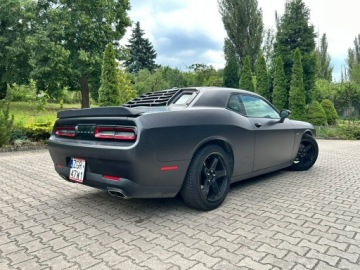 Dodge Challenger III 2017 Dodge Challenger 3.6 V6 309KM| Pakiet wizualny SRT, zdjęcie 5