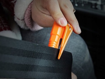 РЕМЕНЬ МОЛОТОК БЕЗОПАСНОСТИ НОЖ БРЕЛОК 3 В 1