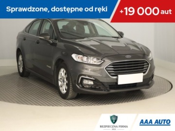Ford Mondeo V Sedan Facelifting 2.0 Hybrid 187KM 2019 Ford Mondeo 2.0 Hybrid, Salon Polska, Serwis ASO