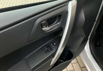 Toyota Auris II Hatchback 5d Facelifting 1.6 Valvematic 132KM 2015 Toyota Auris Toyota Auris 1.6 Active 1.6 Benzyna 132KM, zdjęcie 20