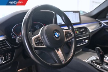BMW Seria 5 G30-G31 2021 BMW Seria 5 530d xDriveFV23Podgrzewanie KierownicyFotel SportBMW Laserlight, zdjęcie 7
