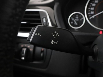 BMW Seria 3 F30-F31-F34 Touring Facelifting 2.0 318d 150KM 2017 BMW 318 2.0d Automat Sport Line Panorama Tempomat, zdjęcie 31