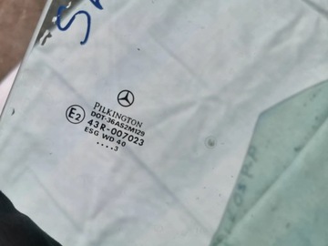 MERCEDES SLK R170 SKLO (OKNO) DVEŘE PRAVÁ PŘEDNÍ EUR 03 R