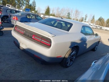 Dodge Challenger III 2022 Dodge Challenger 2022r., 5.7L 5.7 Benzyna 372KM, zdjęcie 3