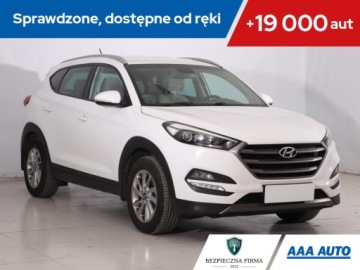 Hyundai Tucson III SUV 1.7 CRDI 115KM 2015 Hyundai Tucson 1.7 CRDi, Salon Polska, Serwis ASO