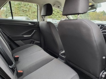 Volkswagen T-Roc I SUV 1.0 TSI 110KM 2021 Volkswagen T-Roc 1.0 TSI Life, 110KM, Salon PL, zdjęcie 21