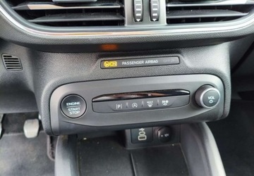 Ford Focus IV Hatchback Facelifting 1.0 EcoBoost 125KM 2022 Ford Focus Ford Focus 1.0 EcoBoost Titanium Benzyna 125KM, zdjęcie 17