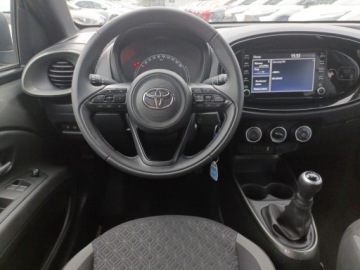 Toyota Aygo X 1.1 VVT-i 72KM 2023 Toyota Aygo X 1.0 VVTi Style 1.0VVT-i 72KM Style I, zdjęcie 14