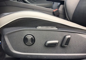 Volkswagen Arteon Fastback Facelifting 2.0 TSI 280KM 2021 Volkswagen Arteon 4Motion Elegance, ACC, Kamera 360, GPS, HarmanKardon, DC, zdjęcie 25