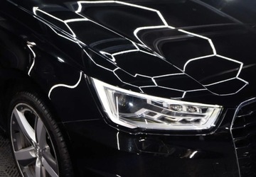 Audi A1 I Sportback 5d Facelifting 1.4 TDI ultra 90KM 2015 Audi A1 Sportback S line _ Alu 17 _ Czujniki parkowania _ 5 drzwi 1.4 90KM, zdjęcie 12
