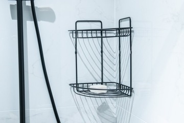 ПОЛКА С ЧЕРНЫМ ПРОВОДОМ AWD