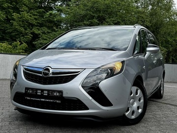 Opel Zafira C Tourer 1.4 Turbo ECOTEC 140KM 2013 Opel Zafira 1.4T Navi PDC Gwarancja
