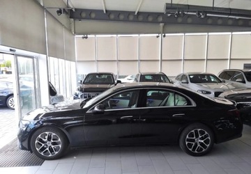 Mercedes Klasa E W214 Kombi 2.0 200 204KM 2024 Mercedes-Benz Klasa E Salon Polska Aut 9G 4x4 5L radary moc20423KM 2.0, zdjęcie 17