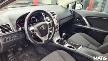 Toyota Avensis III Sedan Facelifting 2015 1.8 Valvematic 147KM 2015 Toyota Avensis 1.8BENZ manual Navi kamera climatronic 100 bezwypadek 1.8, zdjęcie 35