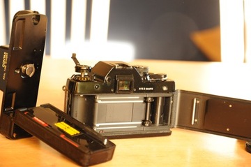 Contax RTS II Кварц +об. 1.9/50 +виндер - функциональный