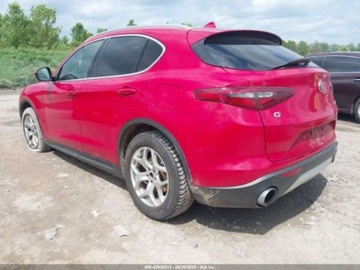Alfa Romeo Stelvio SUV Facelifting 2.0 Turbo 280KM 2021 Alfa Romeo Stelvio 2021 2.0l 2.0 Benzyna 280KM, zdjęcie 3