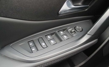 Peugeot 2023 Peugeot 308 Allure EAT8 1.2 Benzyna 130KM, zdjęcie 13