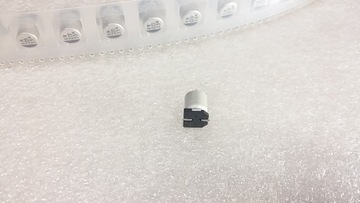 KONDENSATOR SMD 470uF 16V - LOW-ESR, LONG-LIFE 105