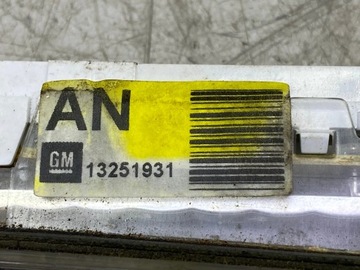 OPEL VECTRA C 1900CM3 2005 SVĚTLA STOP SEDAN 13251931
