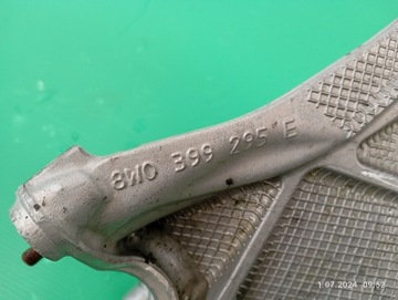ПОДВЕСКА КРОНШТЕЙНА ЛАМПЫ ДВИГАТЕЛЯ ЛЕВАЯ AUDI A4 B9 A5 8W0399295E