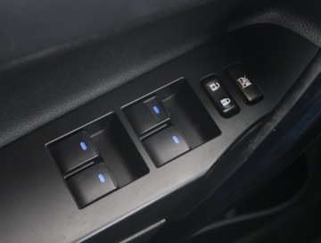 Toyota Auris II Hatchback 5d Facelifting 1.8 Hybrid 136KM 2016 Toyota Auris Hybrid, Salon Polska, 1. Właściciel, zdjęcie 17