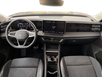 Volkswagen Tiguan III 2025 Volkswagen Tiguan Bezwypadkowykamera360niski przebiegsalon_PL 1.5 204KM, zdjęcie 16