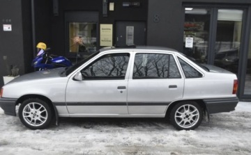 Opel Kadett E Sedan 1.4 i 60KM 1991 Opel Kadett Opel Kadett 1.4 GL 1.4 Benzyna 60KM, zdjęcie 20