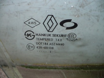 SKLO (OKNO) BOČNÍ PRAVÁ PŘEDNÍ RENAULT LATITUDE