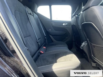 Volvo XC40 Crossover Facelifting 2.0 B3 163KM 2024 Volvo XC 40 XC40 B3 Plus Dark Pakiet Driver Assist, zdjęcie 9
