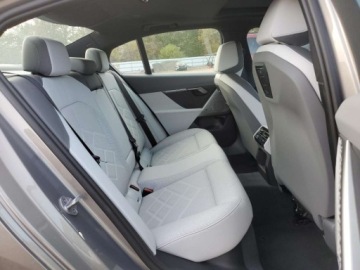 BMW Seria 5 G90-91 2025 BMW Seria 5 540xi 2025 3.0l 3.0 Benzyna 375KM, zdjęcie 10