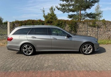 Mercedes Klasa E W212 Kombi Facelifting 200  184KM 2013 Mercedes-Benz Klasa E Mercedes-Benz Klasa E 200 7G-TRONIC Avantgarde 2.0, zdjęcie 11