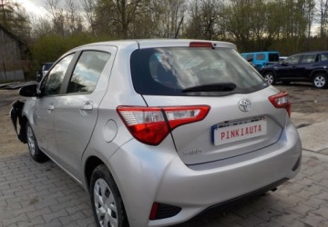 Toyota Yaris III Hatchback 5d Facelifting 2017 1.0 VVT-i 72KM 2019 Toyota Yaris Okazja Benzyna 72KM, zdjęcie 13