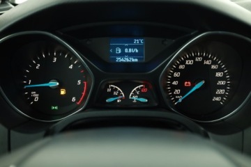 Ford Focus III Hatchback 5d 1.6 Duratorq TDCi DPF 95KM 2013 Ford Focus 1.6 TDCi, Salon Polska, Klima, zdjęcie 7