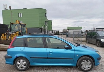 Peugeot 206 Kombi 1.4 i 75KM 2003 Peugeot 206 Peugeot 206 1.4 Benzyna 75KM, zdjęcie 4