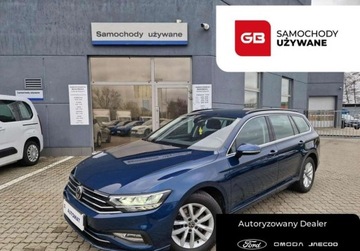 Volkswagen Passat B8 Variant Facelifting 1.5 TSI EVO 150KM 2020 Volkswagen Passat 1,5 TSI 150 KM Automat DSG Salon PL ASO Business FV