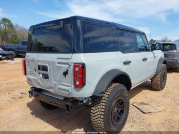 Ford Bronco VI 2024 Ford Bronco Wildtrak 2024 2.7 Benzyna 315KM, zdjęcie 5