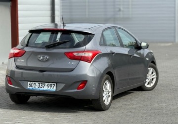Hyundai i30 II Hatchback 5d 1.6 CRDi 110KM 2015 Hyundai i30 1.6 CRDI 110 KM LIFT Klimatyzacja 1.6 Diesel 110KM, zdjęcie 3