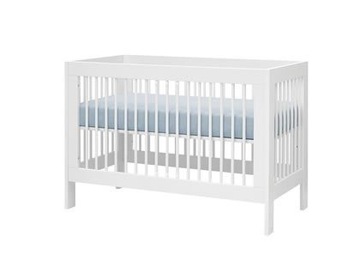 Детская кроватка Pinio Basic 140x70 с выдвижным ящиком