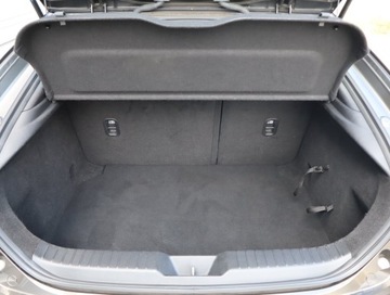 Mazda 3 IV Hatchback 2.0 Skyactiv-X 180KM 2020 Mazda 3 2.0 Skyactiv-X, Navi, Klima, Klimatronic, zdjęcie 13