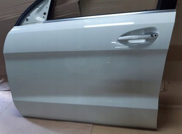 DVEŘE LEVÉ MERCEDES ML W166 LAK-650