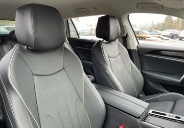 Volkswagen Passat B8 Variant Facelifting 1.5 TSI EVO 150KM 2024 Volkswagen Passat Elegance 1.5 TSI ACT mHEV DSG 1.5 Benzyna 150KM, zdjęcie 19