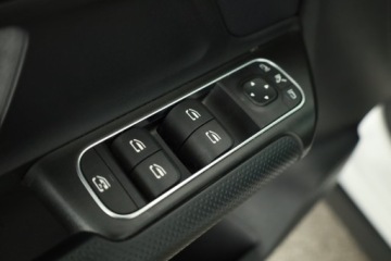 Mercedes GLB SUV 1.3 200 163KM 2020 Mercedes GLB GLB 200, Salon Polska, 1. Właściciel, zdjęcie 19