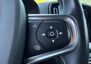 Volvo XC40 Crossover 2.0 D3 150KM 2020 Volvo XC 40 2,0 D3 R-Design FullLed El.Klapa Grz.Fotele Skora Serwis Gwara, zdjęcie 34