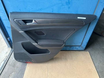 TAPICERKA,BOCZEK DRZWI PRAWY TYŁ VW GOLF 7 VII