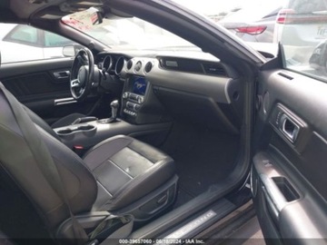 Ford Mustang VI 2023 Ford Mustang 2023 Ford Mustang EcoBoost Convertible 2.3 Benzyna 310KM, zdjęcie 6