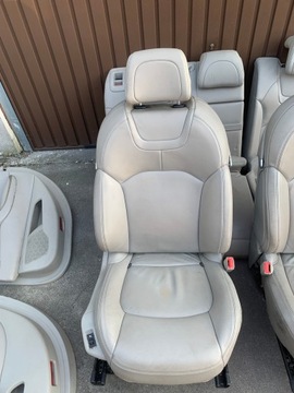 CITROEN C5 III SEDADLA POHOVKA KŮŽE SVĚTLÝ MASÁŽ EUR
