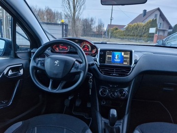 Peugeot 208 I Hatchback 3d 1.2 VTI 82KM 2012 Peugeot 208 Sliczny 1.2 benzyna 255tys km zarejestrowany Bogata wersja g, zdjęcie 7