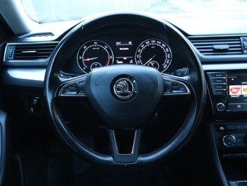 Skoda Superb III Kombi 2.0 TDI 150KM 2017 Skoda Superb 2.0 TDI, Salon Polska, Xenon, zdjęcie 20