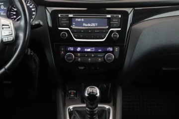 Nissan Qashqai II Crossover 1.2 DIG-T 115KM 2015 Nissan Qashqai 1.2 DIG-T, Salon Polska, Klima, zdjęcie 11