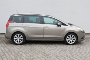 Peugeot 5008 I Minivan 2.0 HDi FAP 150KM 2010 Peugeot 5008 2.0 HDI, 7 miejsc, HAK, Klima, zdjęcie 5
